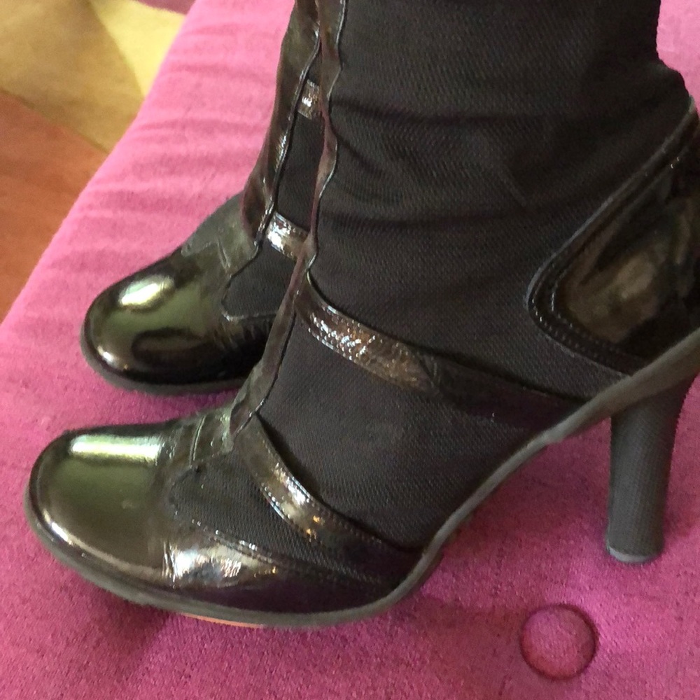 Black patent and fabric Ultra Mod boots 5.5/6